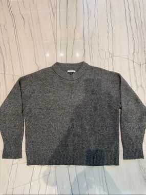 American Eagle Outfitters- Gray Ribbed Crewneck Sweater